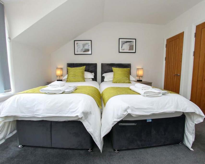 Luxe Living Guest House-Sleeps 6-Private Parking-Free Wifi-Beach-City Swansea Luaran gambar